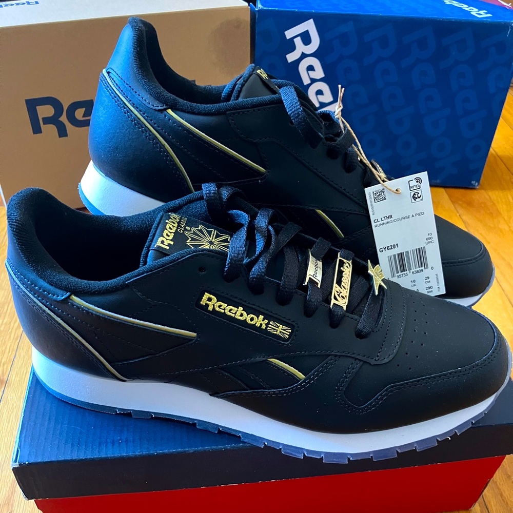 Reebok Classic “Gold” - Cardi B